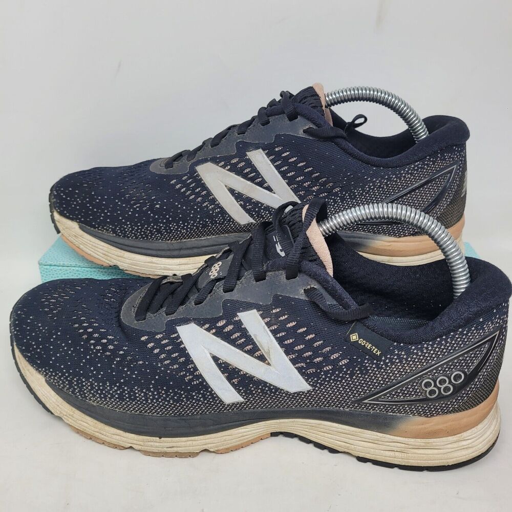 New Balance 880V9 W880GT9 Black Running Shoes Gore-Tex Sneakers Women Sz 10.5 B